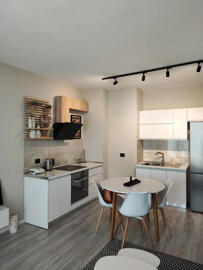 Cozy Central Tirana Apartments Buitenkant foto